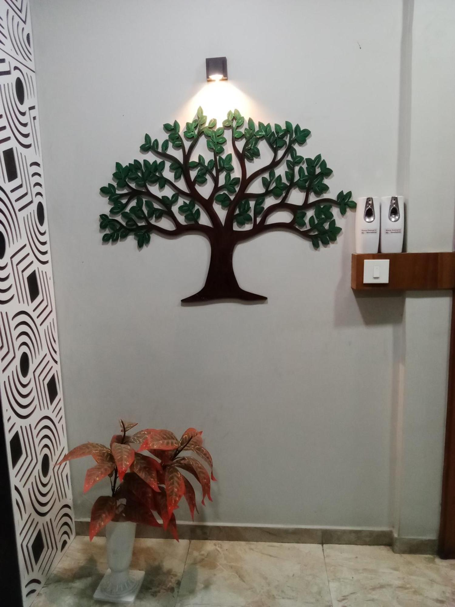 Hotel Cm Palace & Guest House & P.G Rooms Kalol Room photo